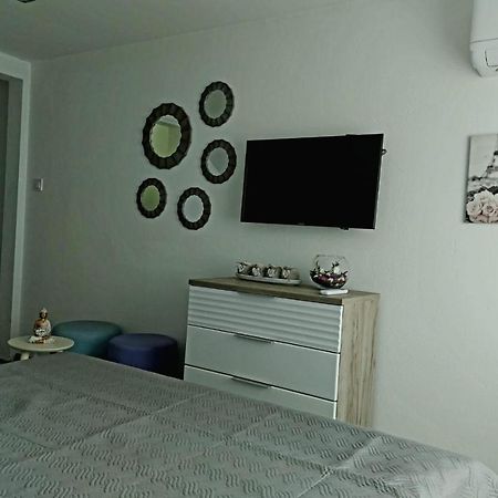 Lucic Guesthouse 采蒂涅 外观 照片