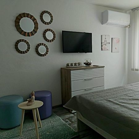 Lucic Guesthouse 采蒂涅 外观 照片