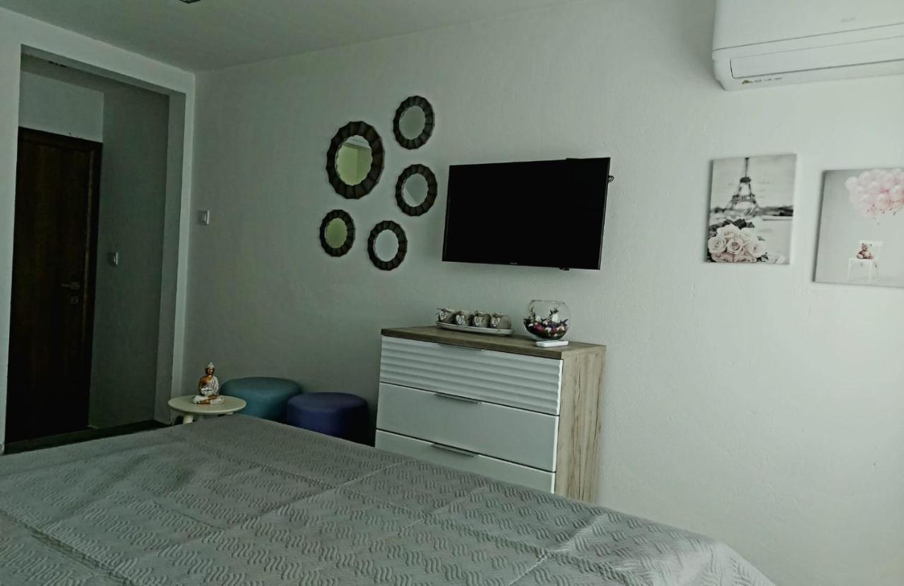 Lucic Guesthouse 采蒂涅 外观 照片