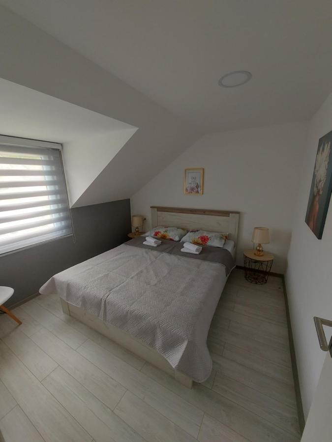 Lucic Guesthouse 采蒂涅 外观 照片